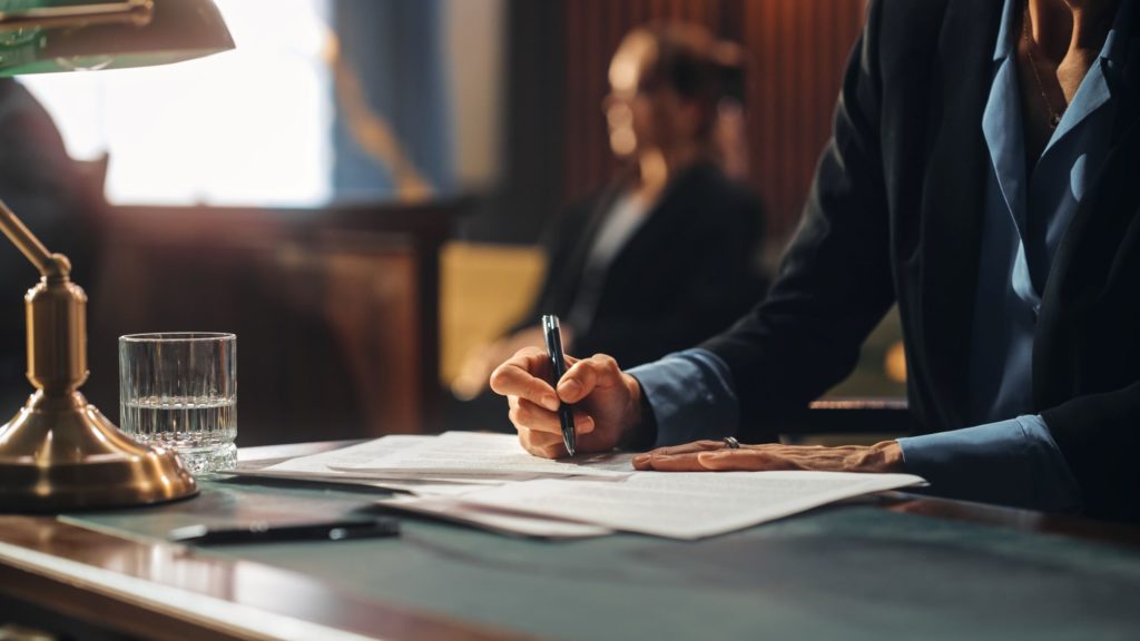 The Benefits Of Hiring A Reliable Detainer Lawyer